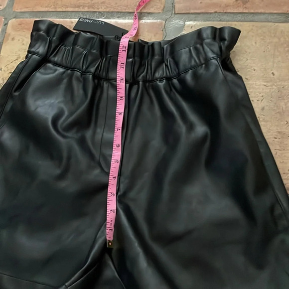 New ✨ LUCY PARIS Faux Leather Paperbag Short Size S Black MSRP$68 - Picture 6 of 11